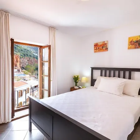 Pembe * Калкан