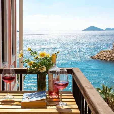 Pembe Апартаменты Калкан