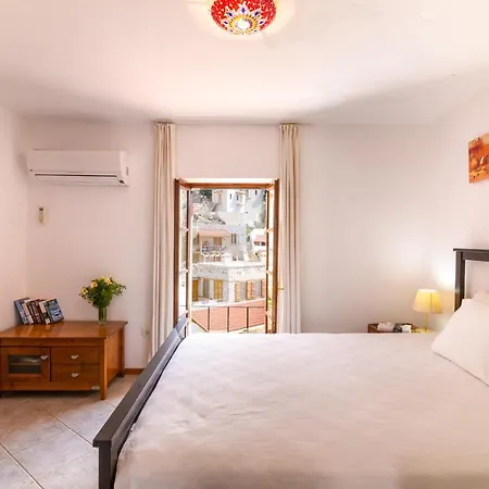 Apartament Pembe